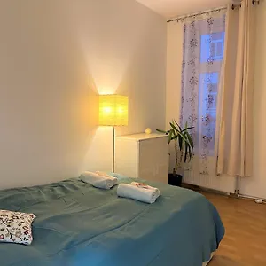  Apartment Cosy & Quiet In 17th District
