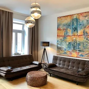 Atelier Lomani Вена