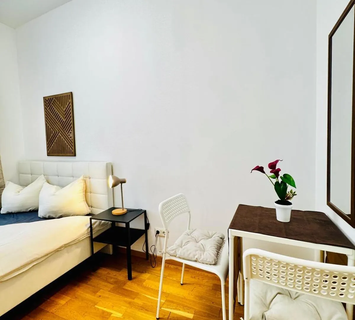 Apartment Stylish 4Br 10 Min Transport To Stadthalle Vienna