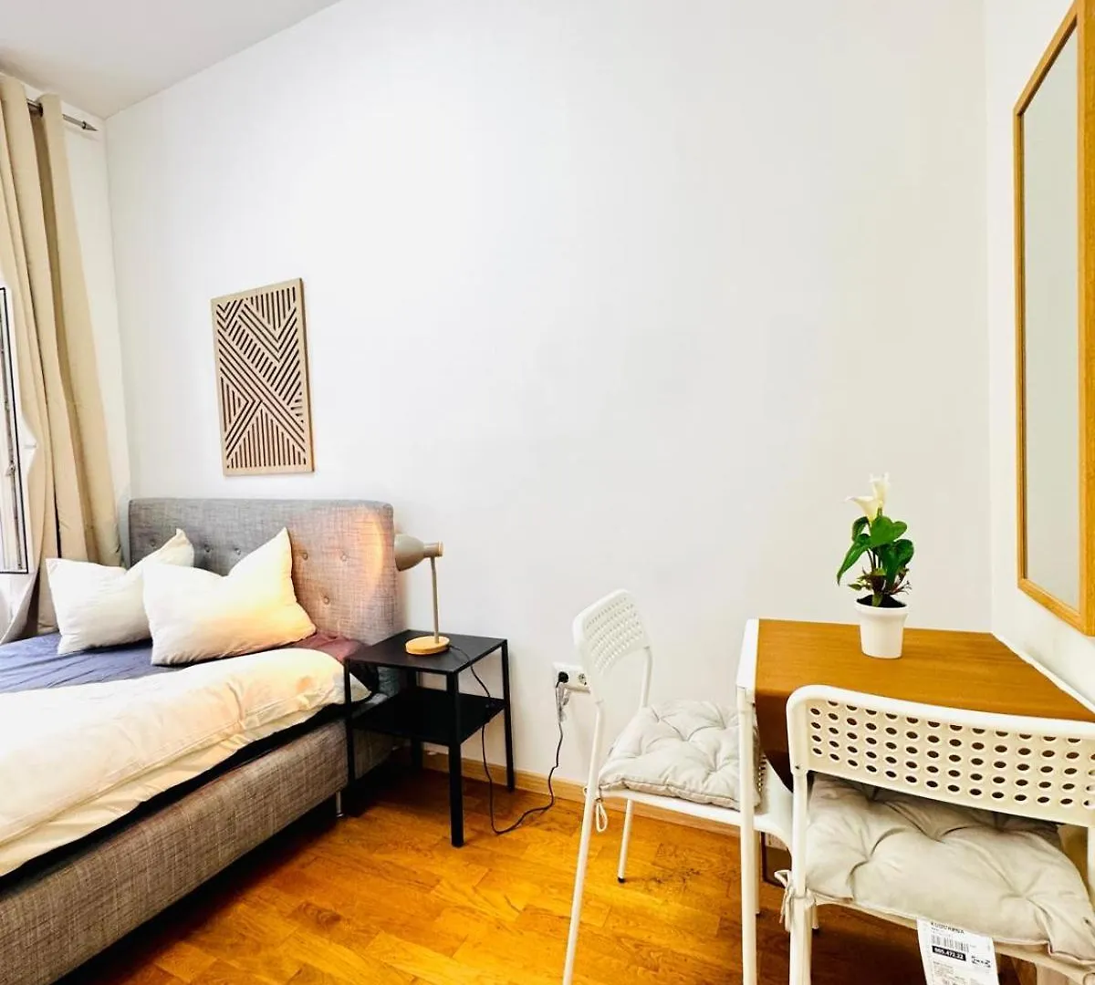 Stylish 4Br 10 Min Transport To Stadthalle Vienna Apartment