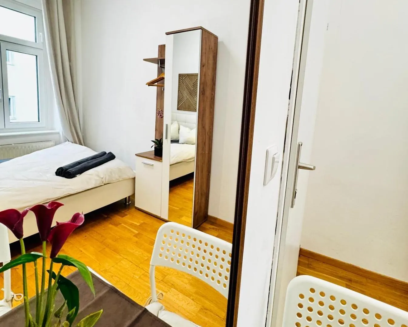 Stylish 4Br 10 Min Transport To Stadthalle Vienna Apartment