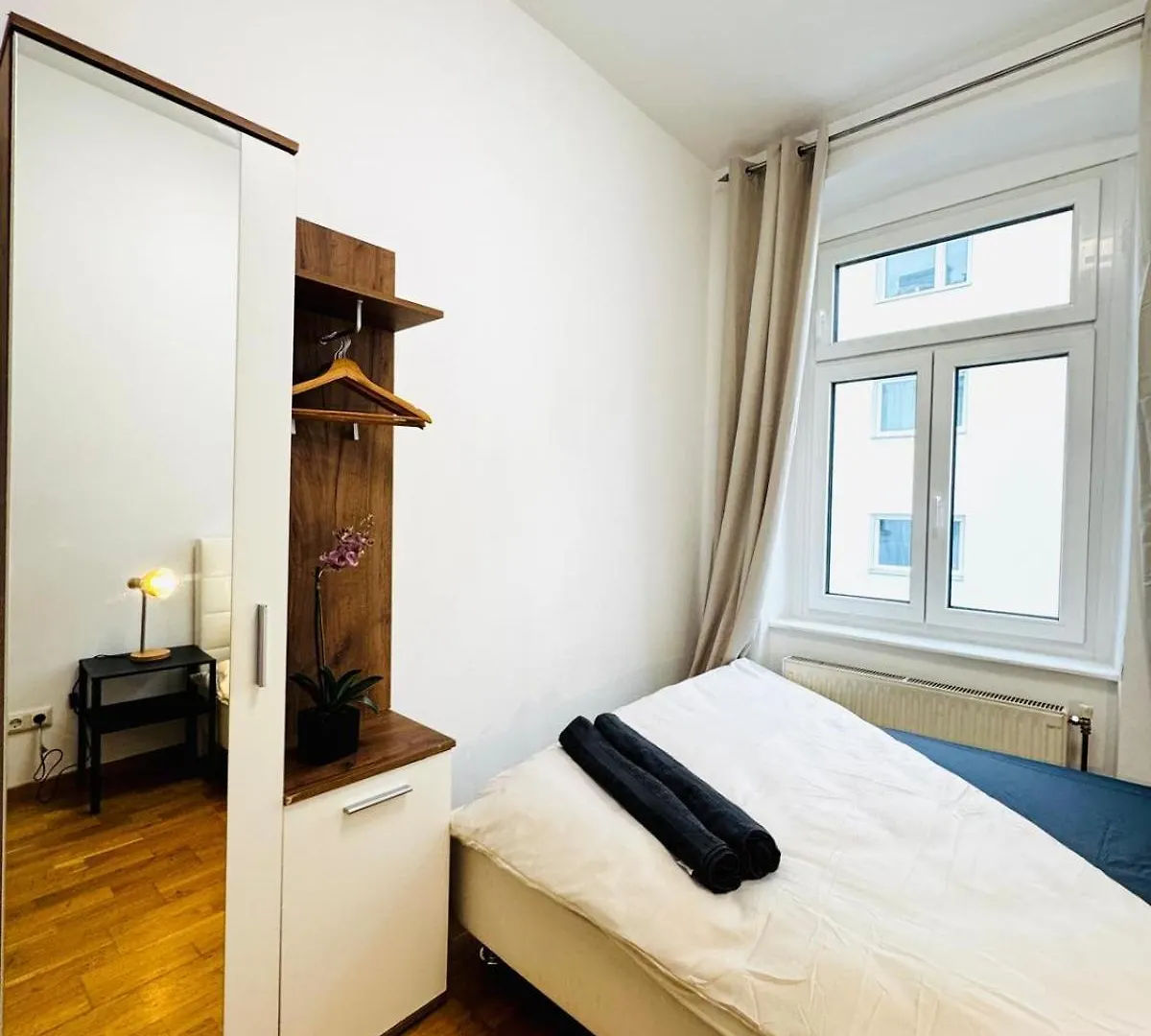 Apartment Stylish 4Br 10 Min Transport To Stadthalle Vienna