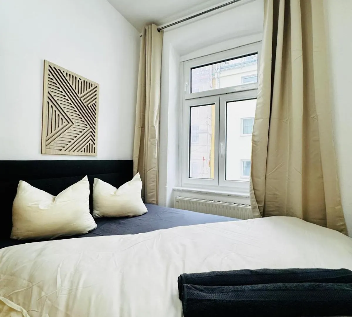 Stylish 4Br 10 Min Transport To Stadthalle Vienna Apartment