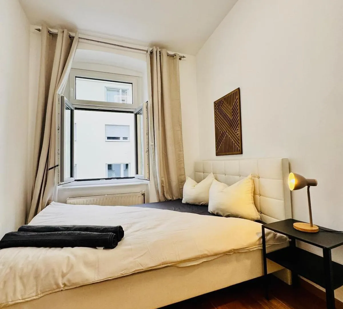 Apartment Stylish 4Br 10 Min Transport To Stadthalle Vienna Austria
